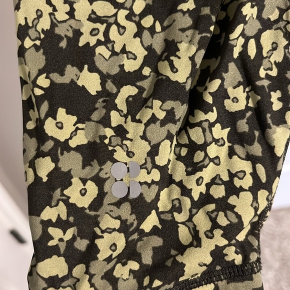 Sweaty Betty Green Undercover Floral Print Leggings - Size M - Picture 8 of 9